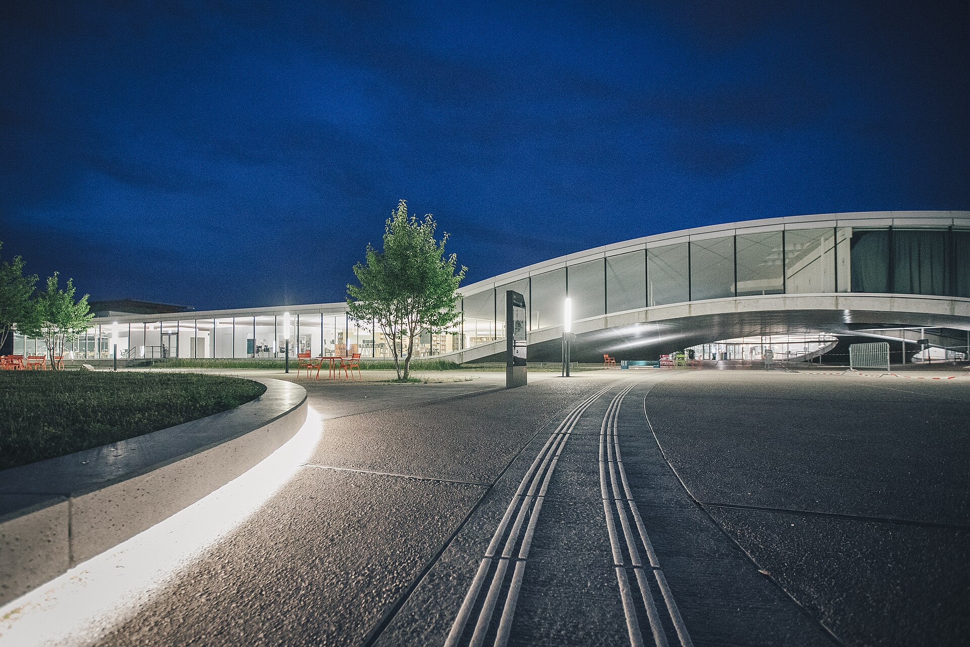 Rolex Learning Center